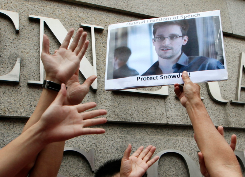 Illustration for article titled Leyendas urbanas, Snowden y GIFs, las historias de la semana